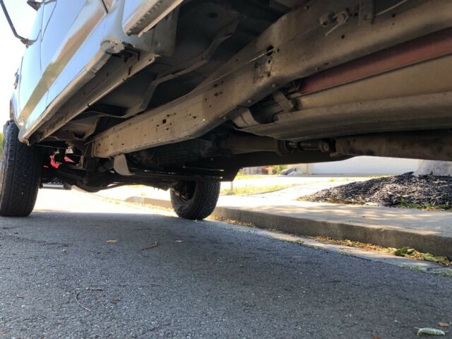 1991 White Ford F-350 Standard Cab Pickup