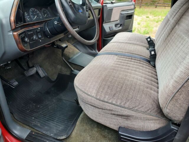 1991 Red Ford F-350 Crew Cab Pickup