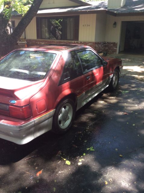 1991 Red silver Ford Mustang Hatchback
