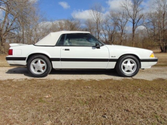 1991 White Ford Mustang Convertible
