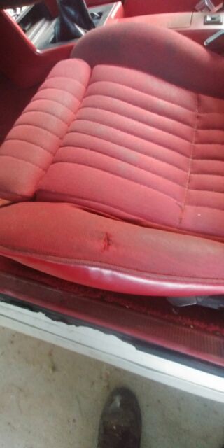 1991 White Ford Mustang Hatchback