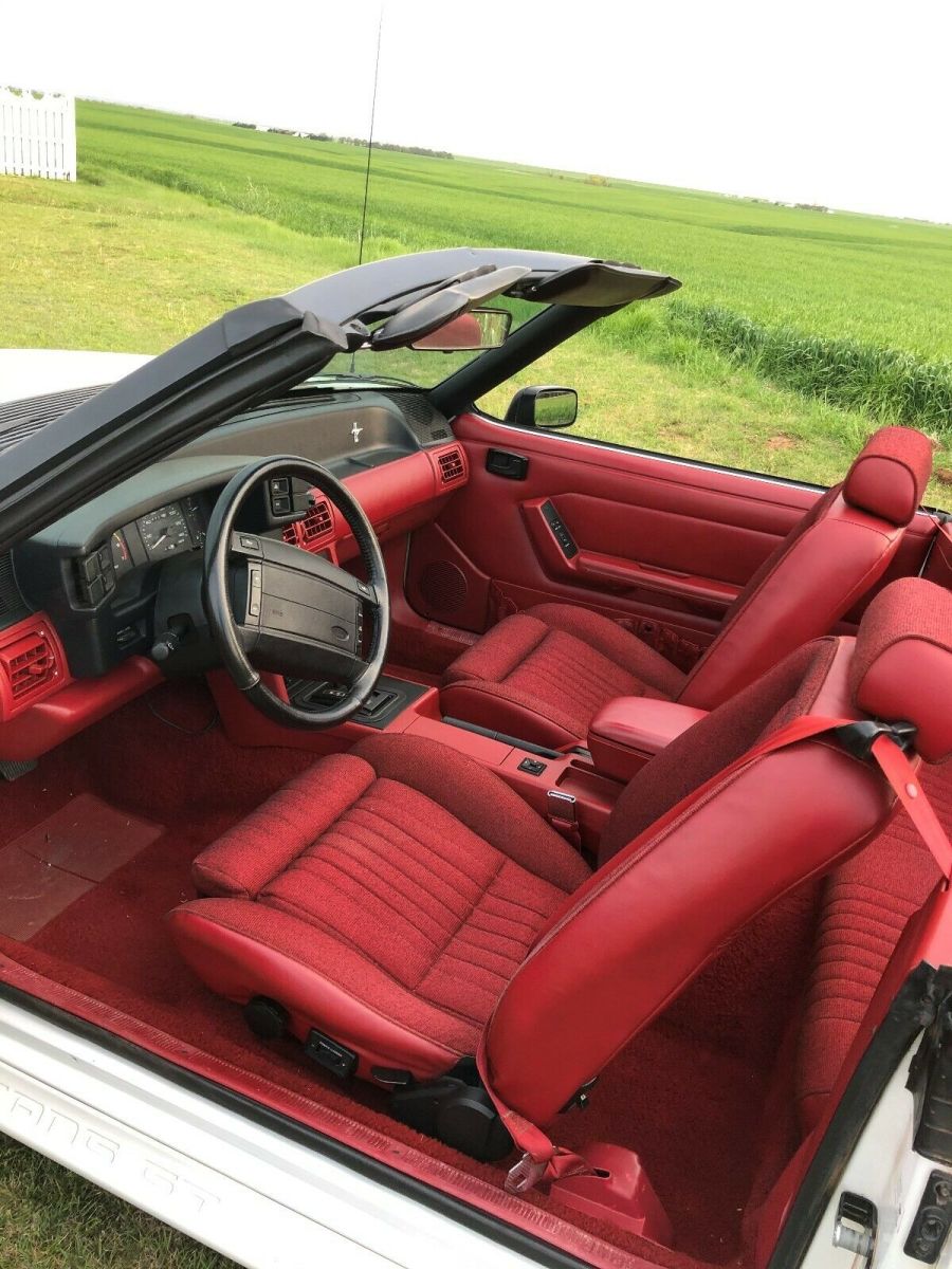 1991 Ford Mustang Convertible