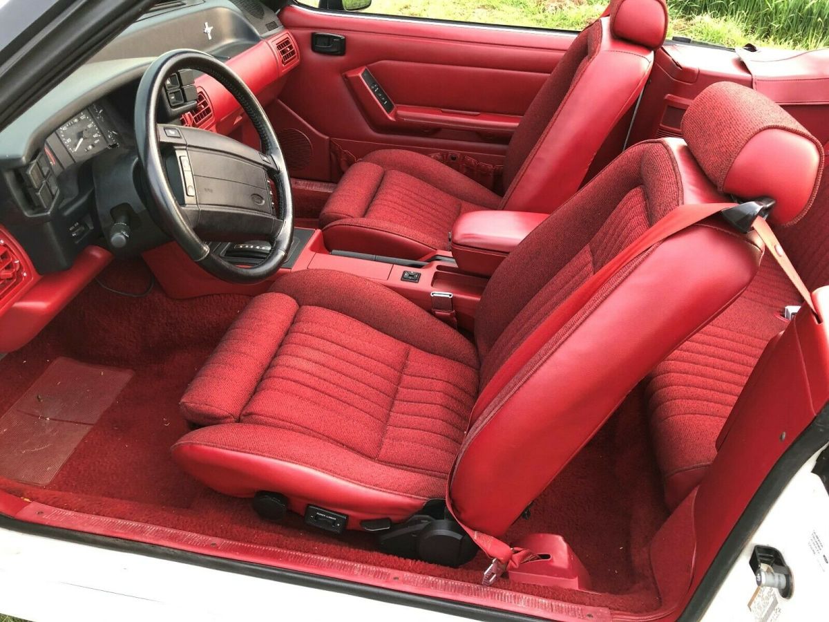 1991 Ford Mustang Convertible