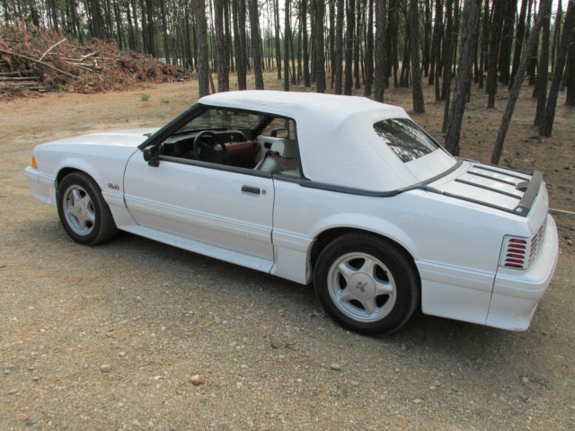 1991 White Ford Mustang Convertible