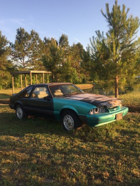 1991 Green Ford Mustang Hatchback