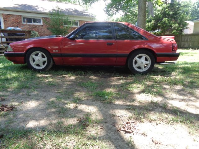 1991 Black Ford Mustang Hatchback