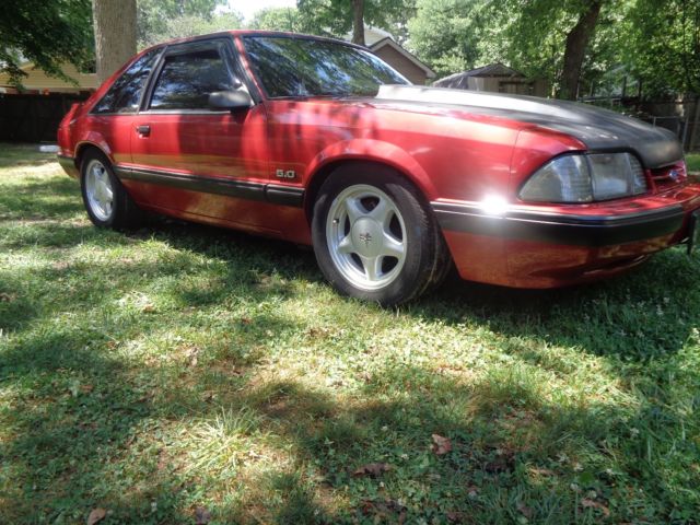 1991 Black Ford Mustang Hatchback