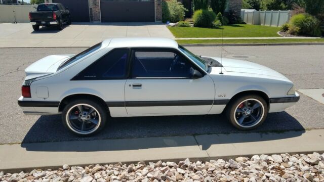 1991 White Ford Mustang Hatchback
