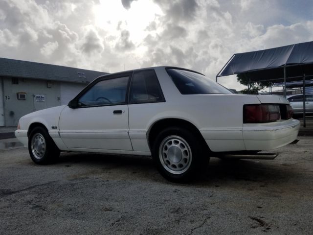 1991 Ford Mustang