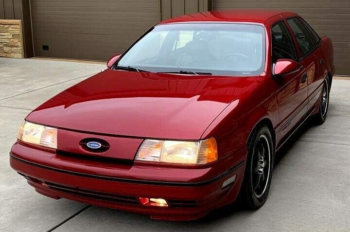 1991 Ford Taurus Sedan