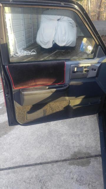 1991 Black GMC Syclone pickup