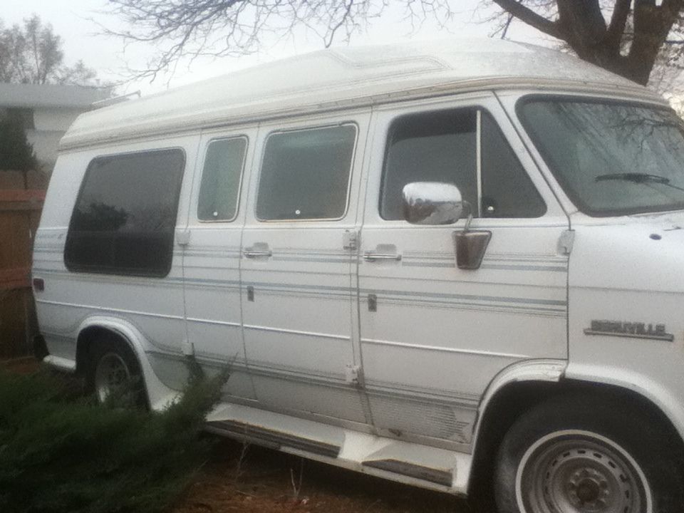 1991 White GMC Vandura Extended Passenger Van