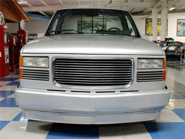 1991 Silver GMC Sierra Pickup --