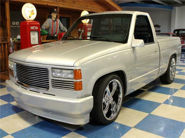 1991 Silver GMC Sierra Pickup --