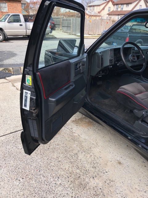 1991 Black GMC Syclone Cab & Chassis