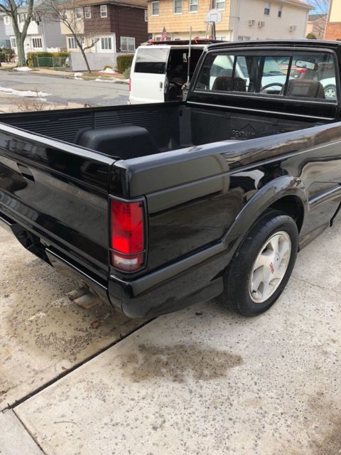 1991 Black GMC Syclone Cab & Chassis