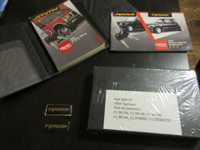 1991 Black GMC Typhoon SUV