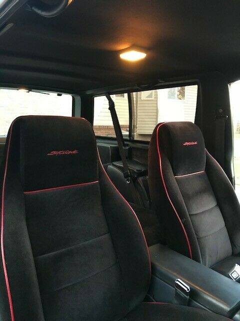 1991 Black GMC Typhoon SUV