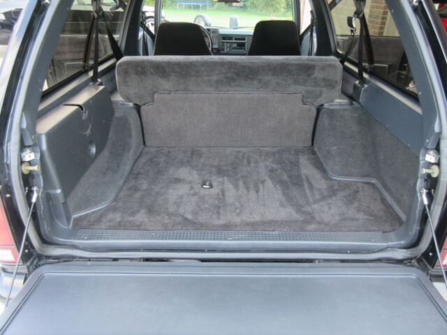 1991 Black GMC Typhoon SUV