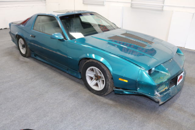 1991 Green Chevrolet Camaro Coupe