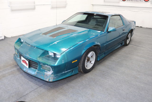 1991 Green Chevrolet Camaro Coupe