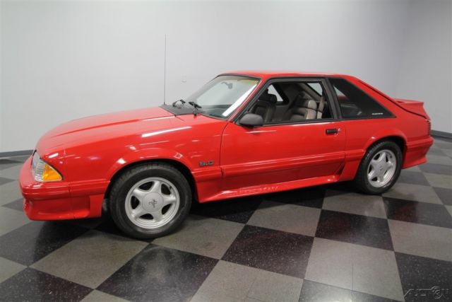 1991 Red Ford Mustang