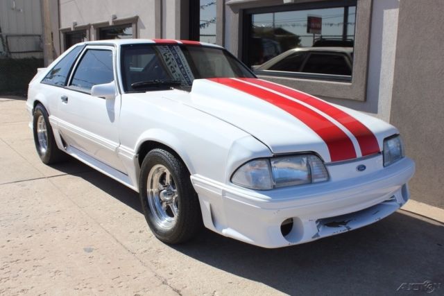 1991 White Ford Mustang Hatchback