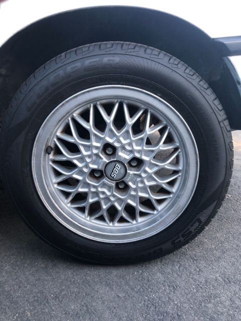 1991 White Honda CRX Hatchback