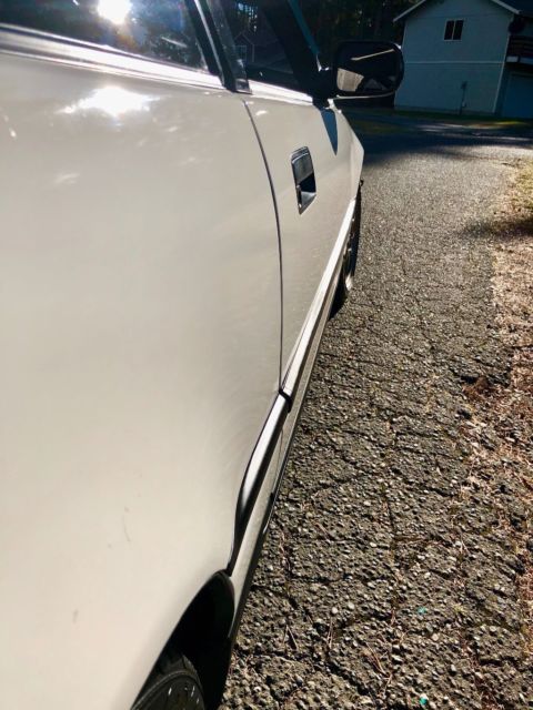 1991 Champion White Honda CRX