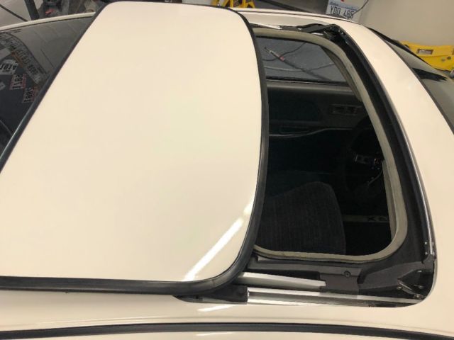 1991 Champion White Honda CRX