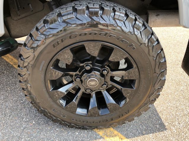 1991 Grey Land Rover Defender SUV