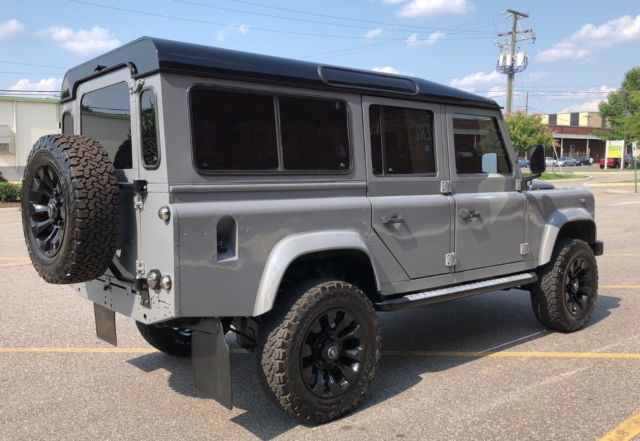 1991 Grey Land Rover Defender SUV