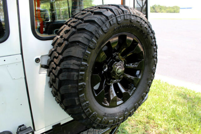 1991 White Land Rover Defender SUV