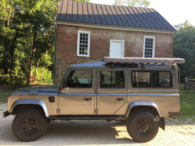1991 Gray Land Rover Defender SUV