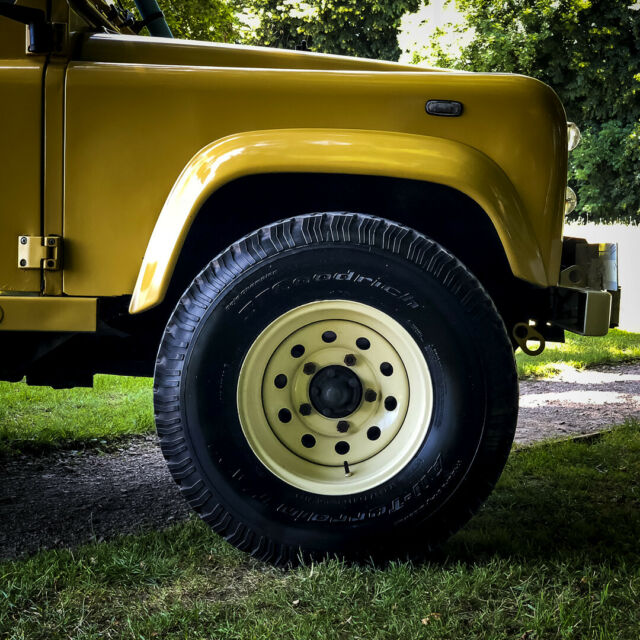 1991 Bahama Gold Land Rover Defender Wagon