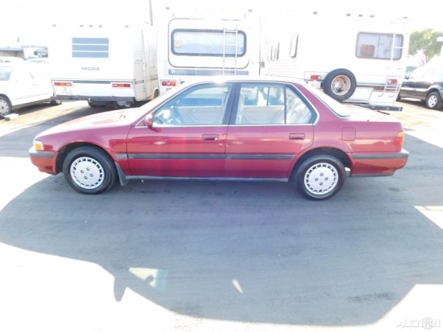 1991 White Honda Accord Sedan