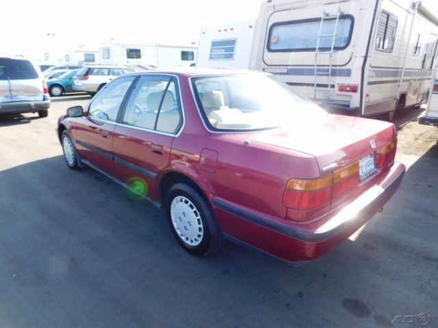 1991 White Honda Accord Sedan