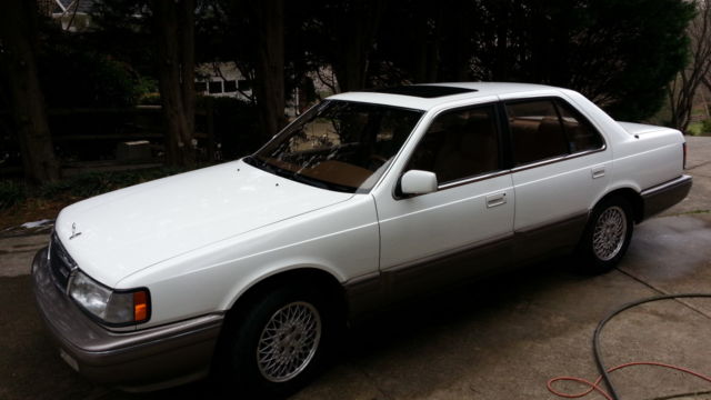 1991 White Mazda 929 Sedan