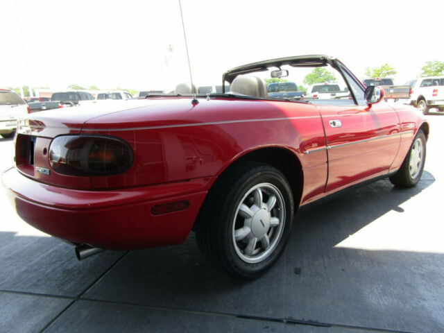 1991 Red Mazda MX-5 Miata Coupe