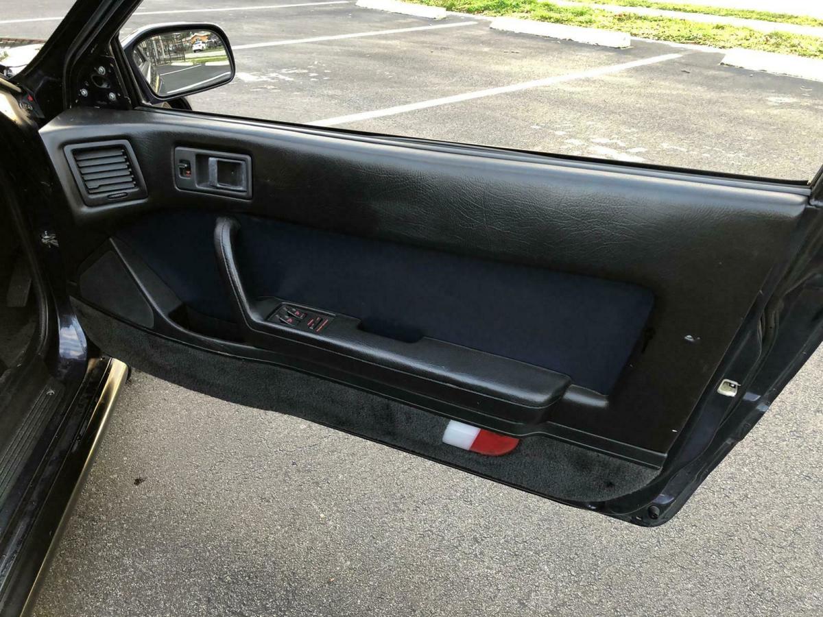 1991 Mazda RX-7 Coupe