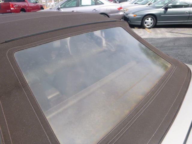 1991 Gold Mercedes-Benz SL-Class Convertible