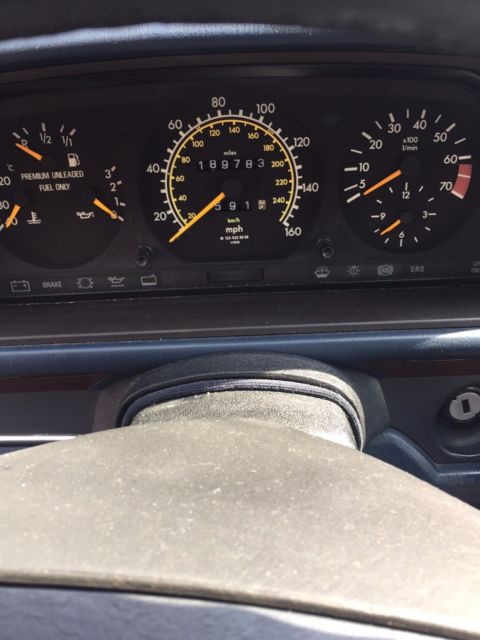 1991 Silver Mercedes-Benz 300-Series Wagon