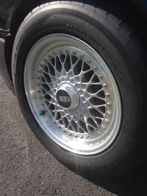 1991 Black Mercedes-Benz 500-Series Coupe