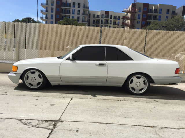 1991 White Mercedes-Benz 500-Series Coupe