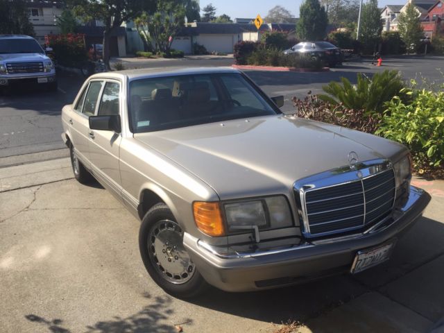 1991 Mercedes-Benz 500-Series Sedan