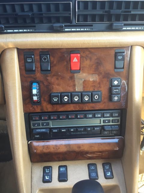 1991 Mercedes-Benz 500-Series Sedan