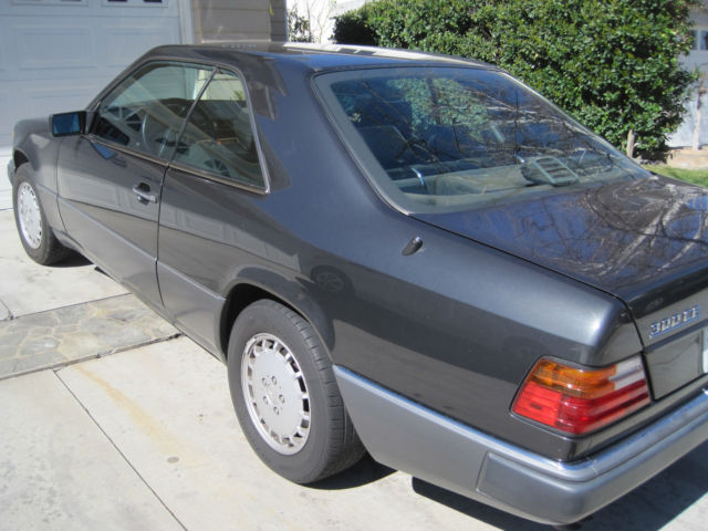 1991 Gray Mercedes-Benz 300-Series Coupe