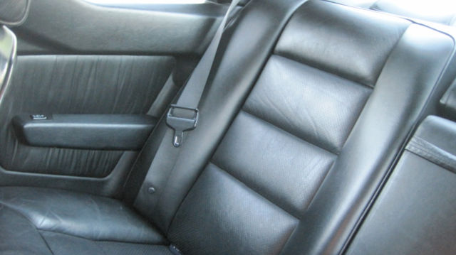 1991 Gray Mercedes-Benz 300-Series Coupe