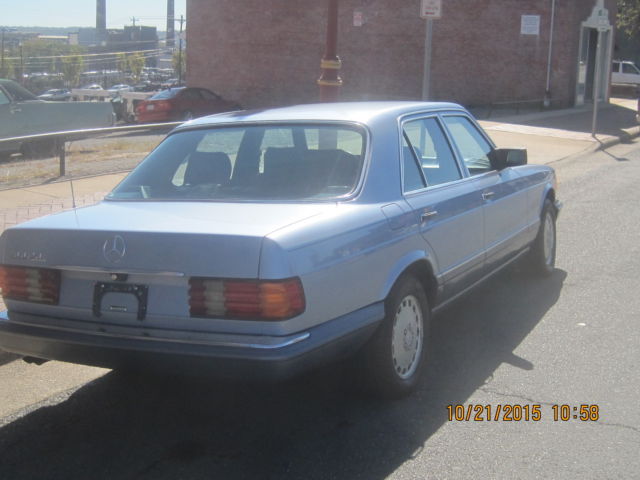 1991 Mercedes-Benz 300-Series