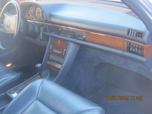 1991 Mercedes-Benz 300-Series